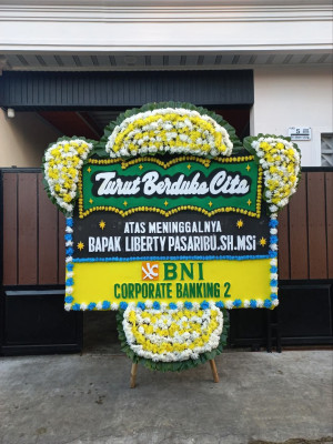 Papan Bunga Duka di Kotasari