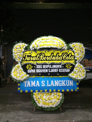 Papan Bunga Duka di Kotasari