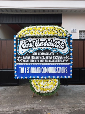 Papan Bunga Duka di Kotasari